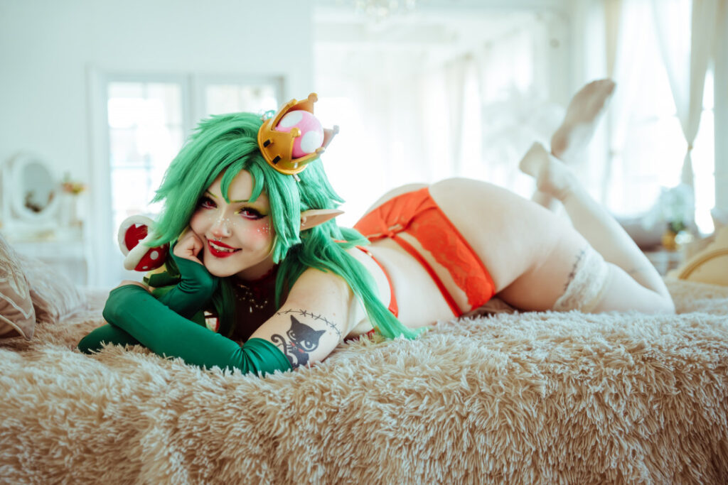 Instagram – Cosplay – T H I C C – RosewaterCosplay – jinxultraviolet/succubus.sushi – Nude Leaks