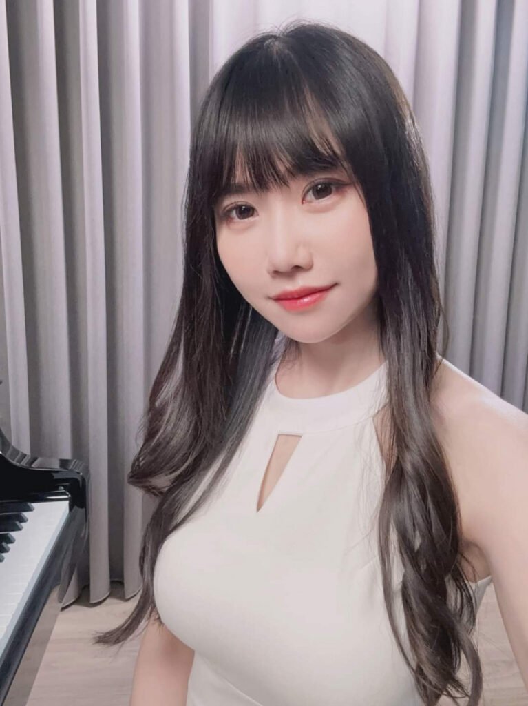 Youtube – Instagram – Ru味春捲 Ru’s Piano – Nude Leaks