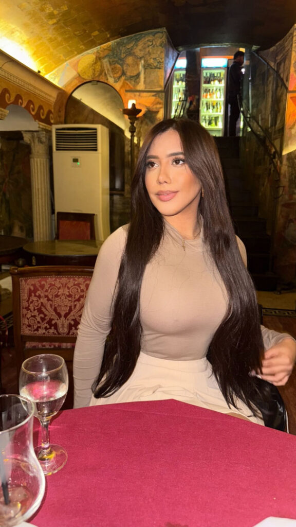 Instagram – __rv99 / rv / romerov / Rashel Valentina