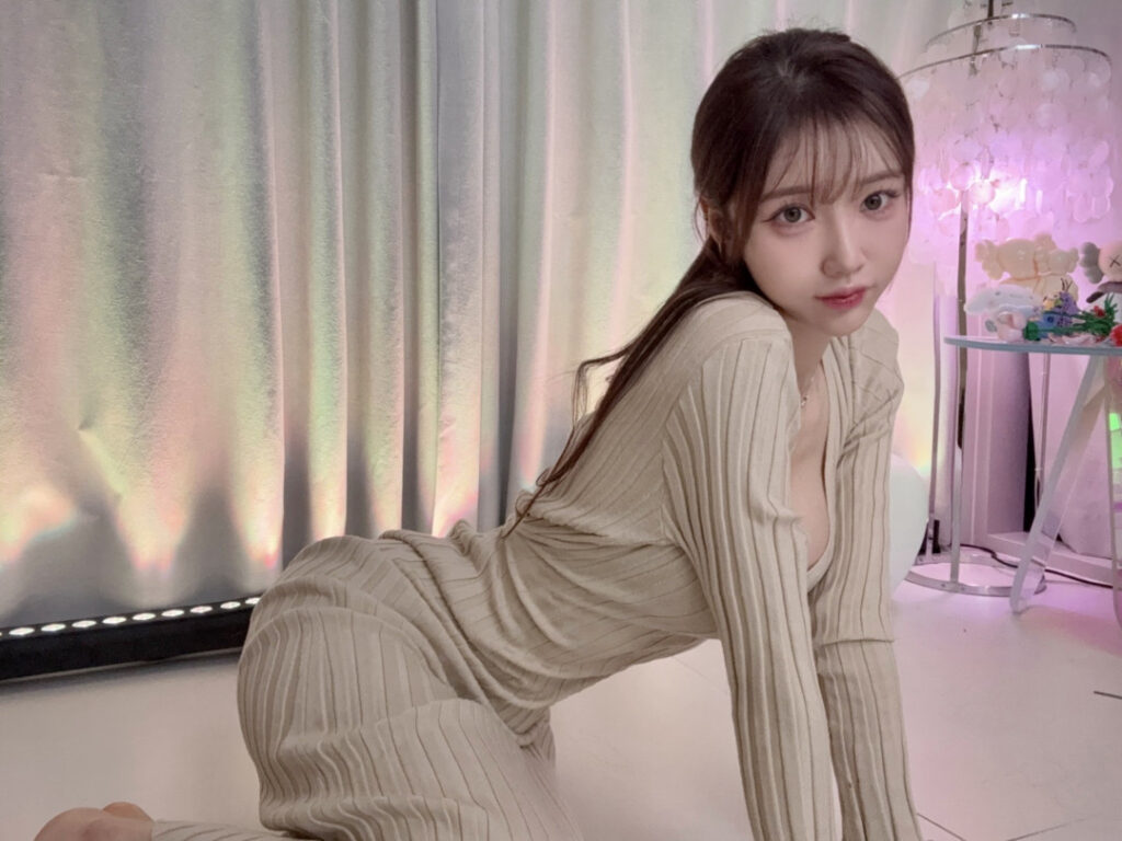 afreecaᵀⱽ – Asian – Korean – S2금화 ( e000e77 ) – Nude Leaks