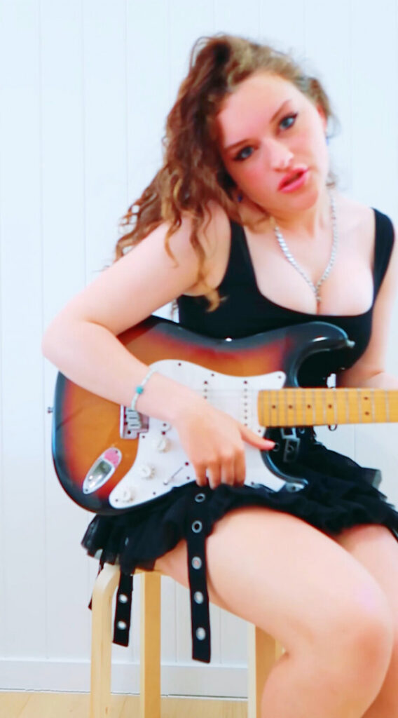 Youtube – T H I C C – Teen – Sabre Norris – Nude Leaks