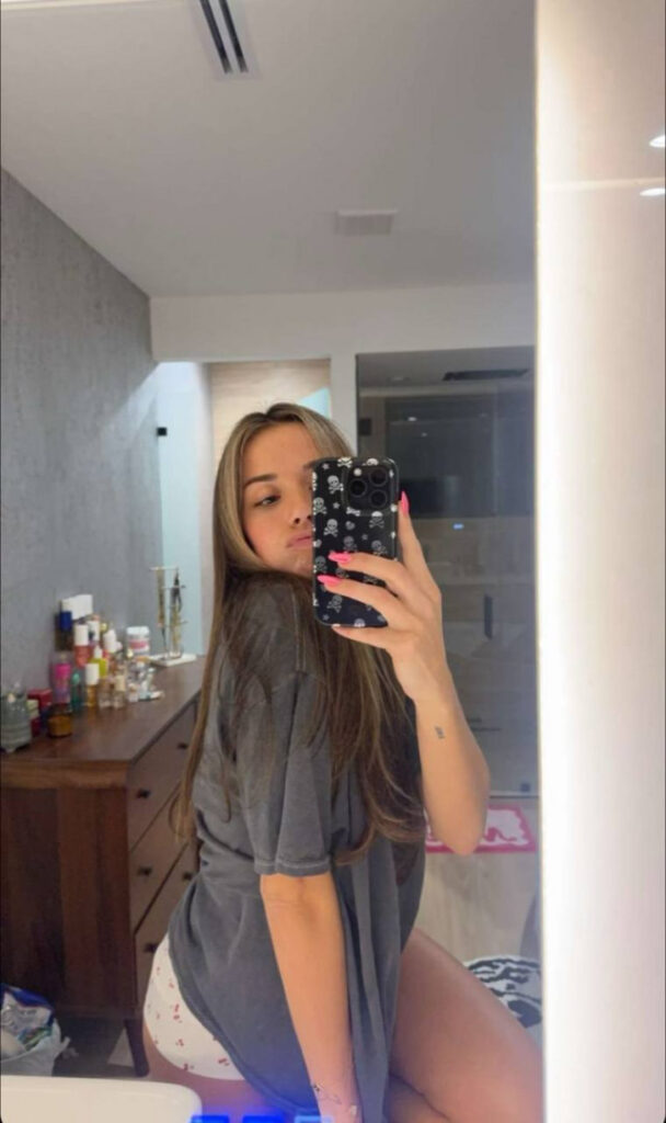 TikTok – Sadie Mckenna – Nude