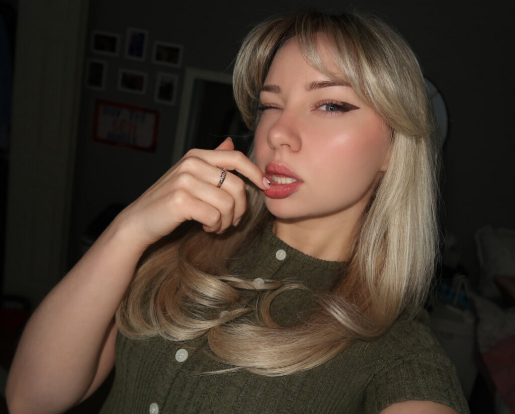 Twitch – TikTok – Cosplay – Sagemommy / Jessick / sagemommy69 / sagemommysucks – Nude