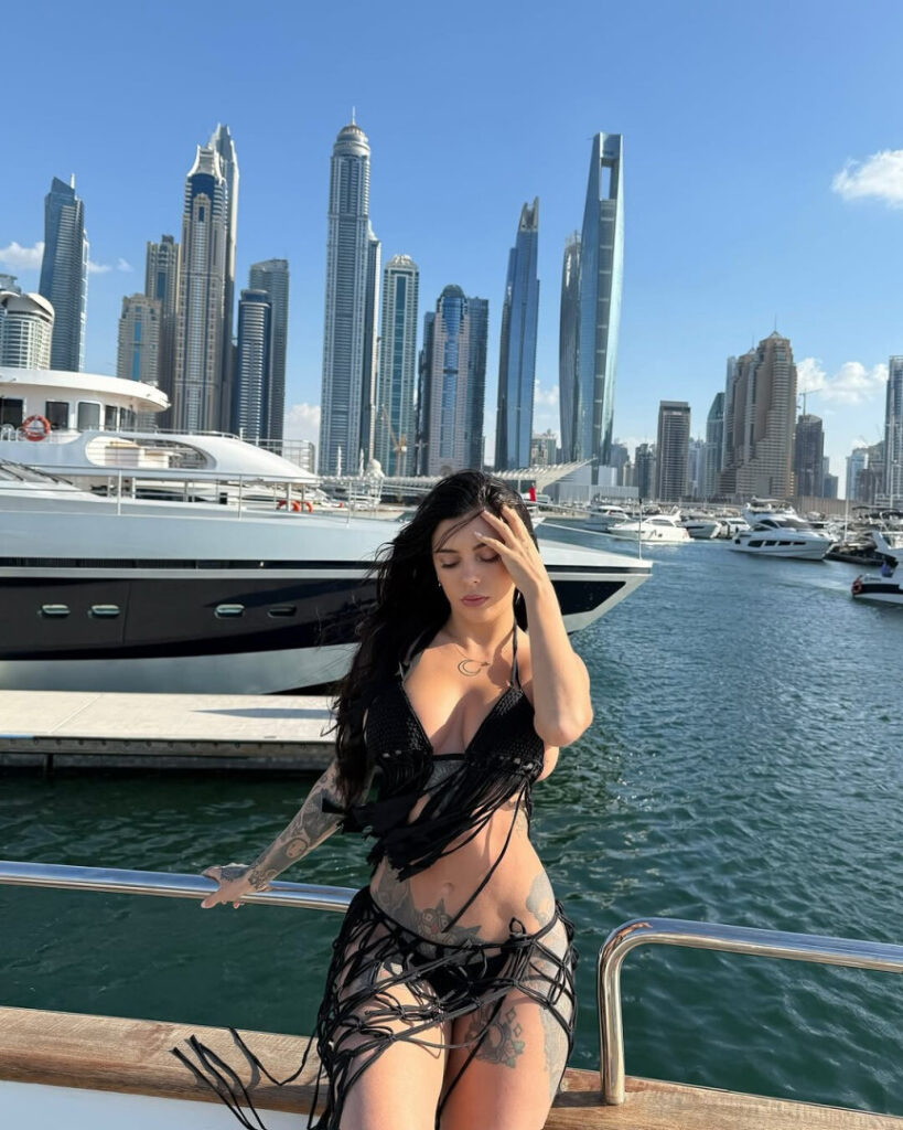 OnlyFans – Cam Girls – Sara Calixto / saracalixto / mariewana / Petitemarie / Coralinne – Nude Leaks