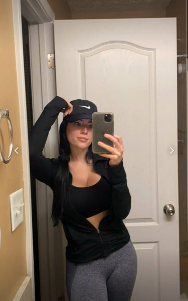 Twitch – OnlyFans – Savy Summer – Nude