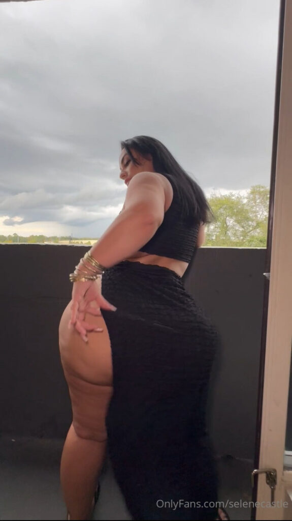 OnlyFans – TikTok – T H I C C – Selene Castle – Nude Leaks