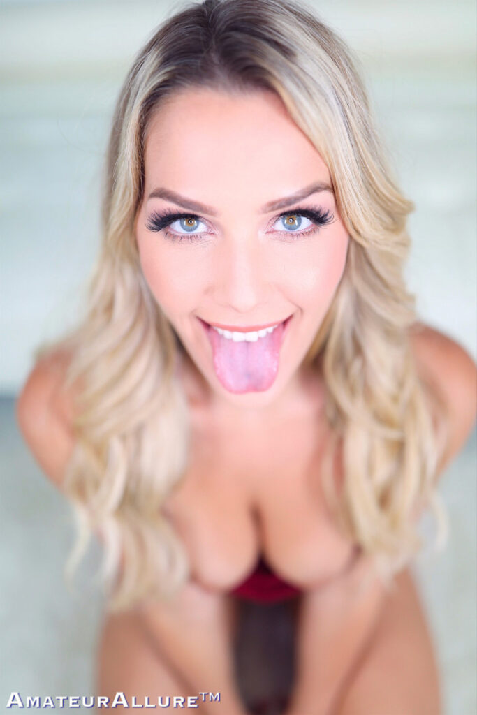 OnlyFans – Reddit – Sexbydesign / SavvySuxx – Nude