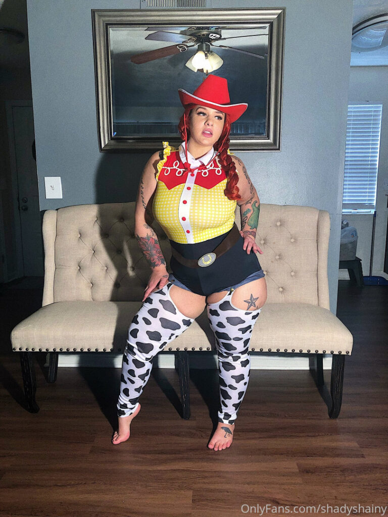 Instagram – T H I C C – Shainarae / ShadyShaina/ ShadyShainarae – Nude