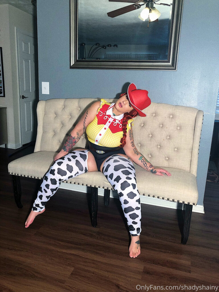 Instagram – T H I C C – Shainarae / ShadyShaina/ ShadyShainarae – Nude