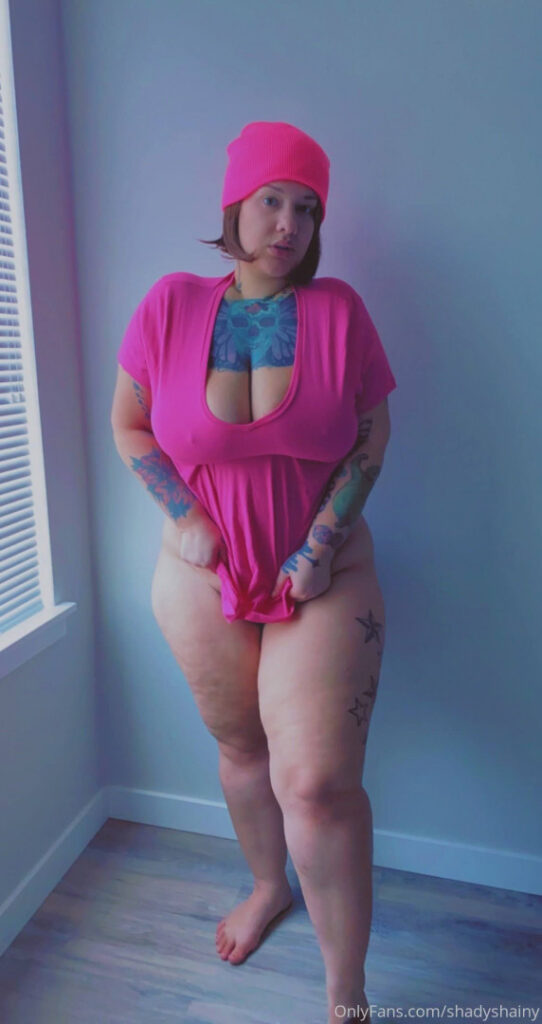 Instagram – T H I C C – Shainarae / ShadyShaina/ ShadyShainarae – Nude