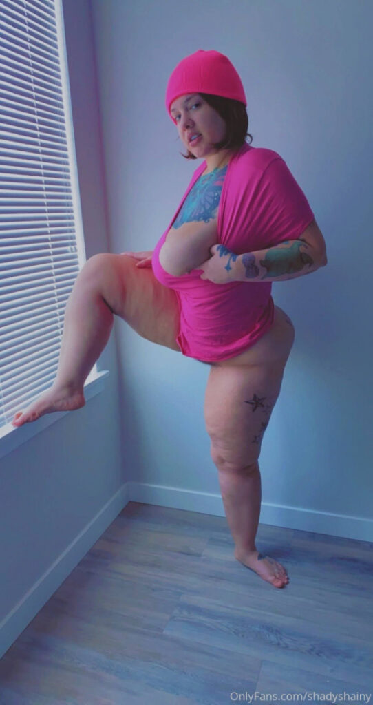 Instagram – T H I C C – Shainarae / ShadyShaina/ ShadyShainarae – Nude