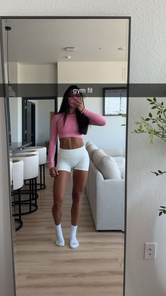 TikTok – Instagram – Petite – shelby wilfong – Nude Leaks