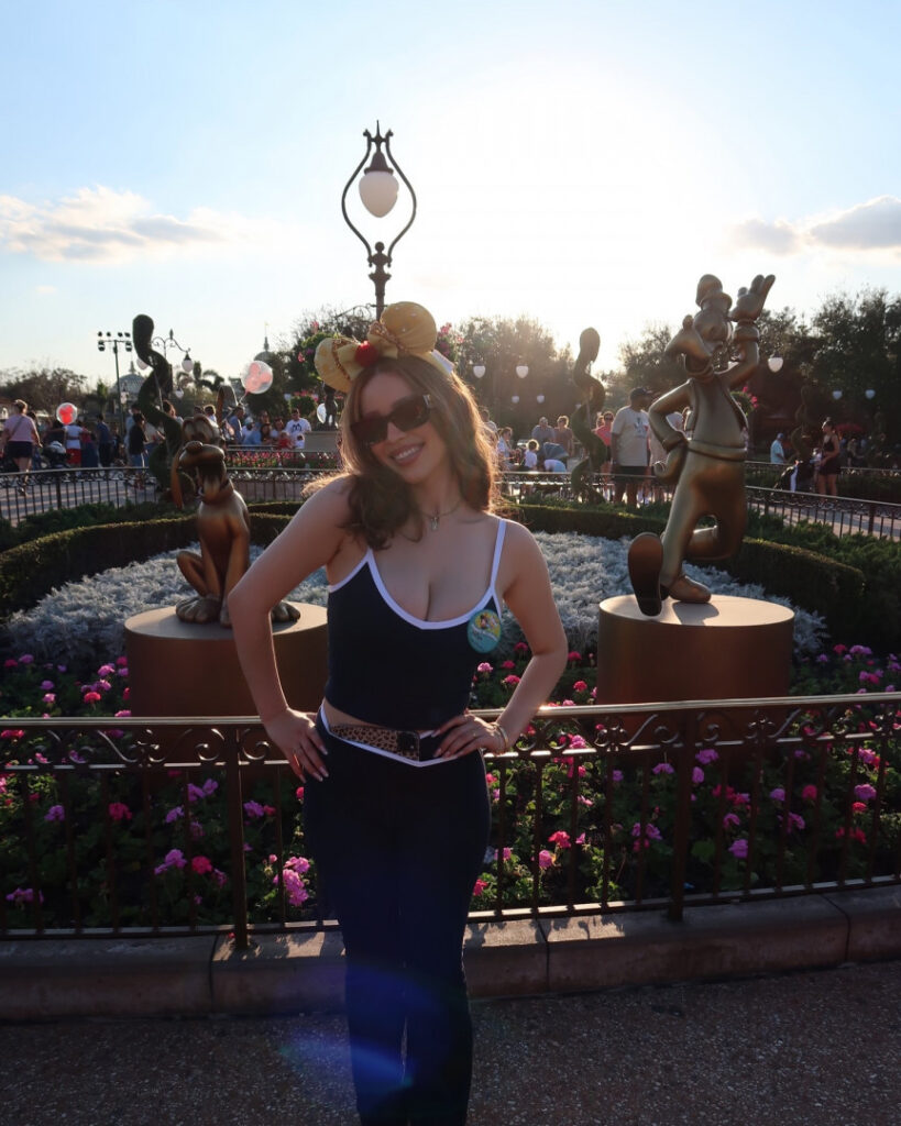 TikTok – Instagram – Simplyneidaa – Nude