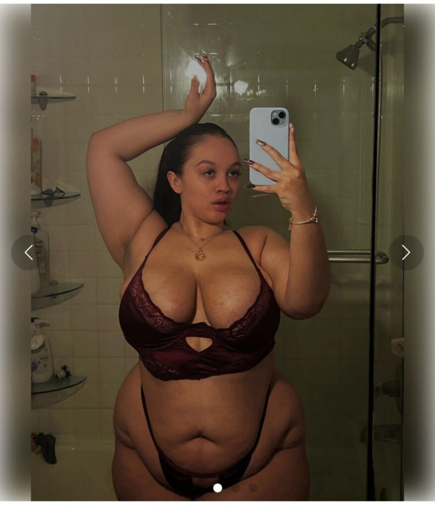 TikTok – Instagram – T H I C C – sincerelyitsjulie / 777jujuu – Nude