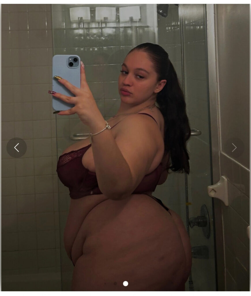 TikTok – Instagram – T H I C C – sincerelyitsjulie / 777jujuu – Nude