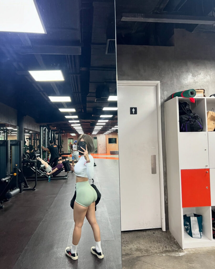 Instagram – Asian – Siobe Lim (Krystal Mana) – Nude