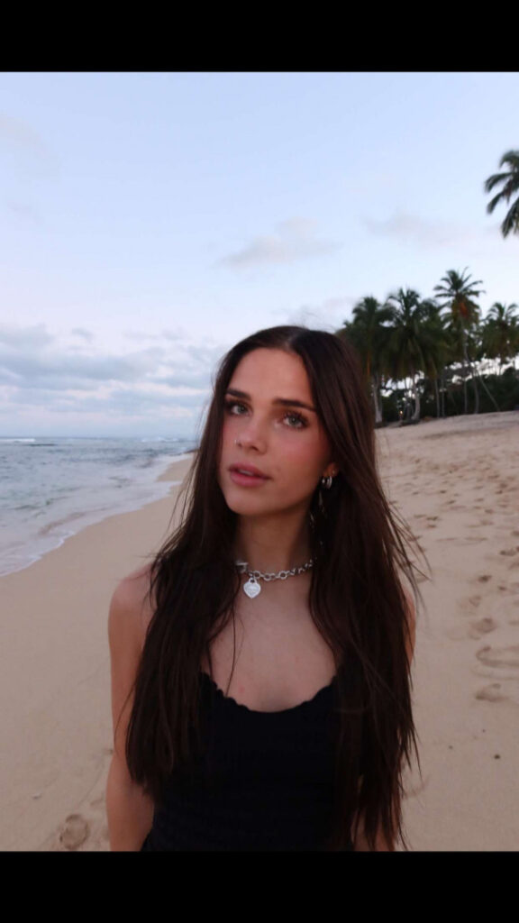 TikTok – Skillsawww / skilahblue – Nude