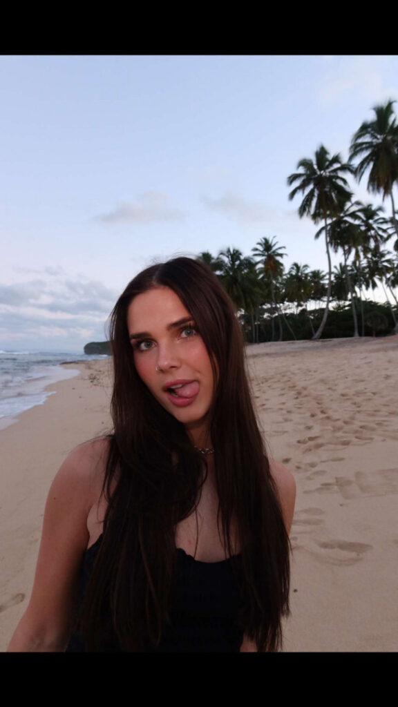 TikTok – Skillsawww / skilahblue – Nude