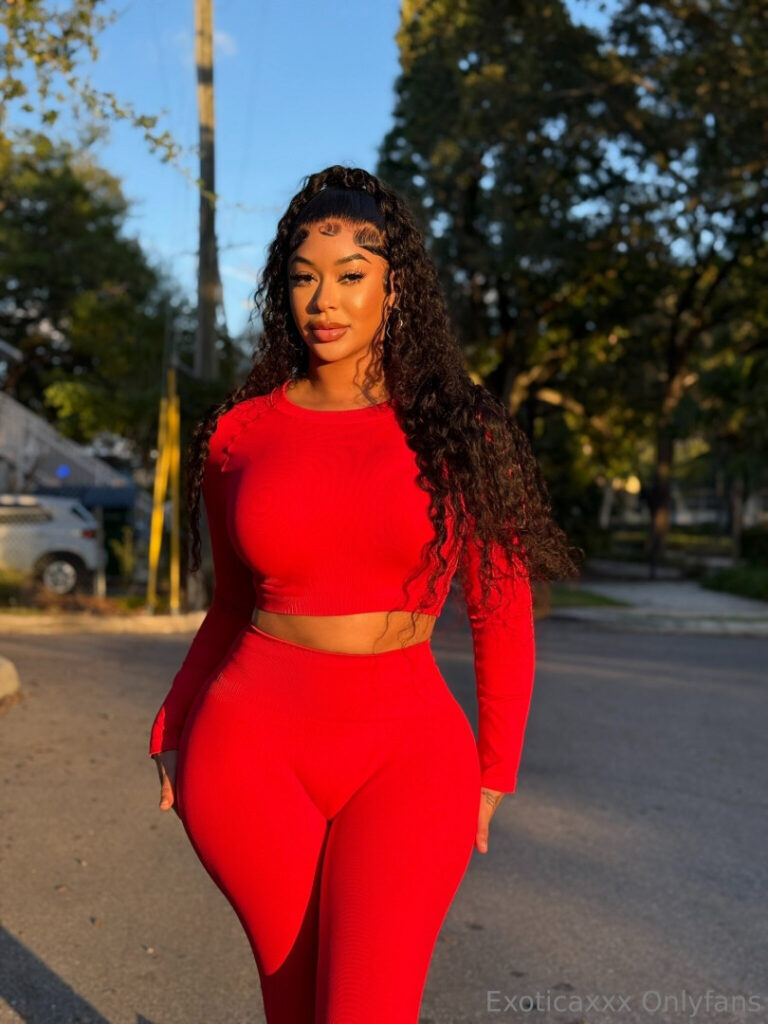 OnlyFans – BBW – Ebony – Slim Exotica / exoticaxxx – Nude