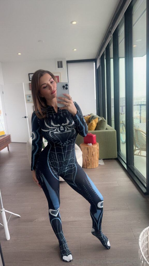 OnlyFans – Sofia Bevarly – Nude