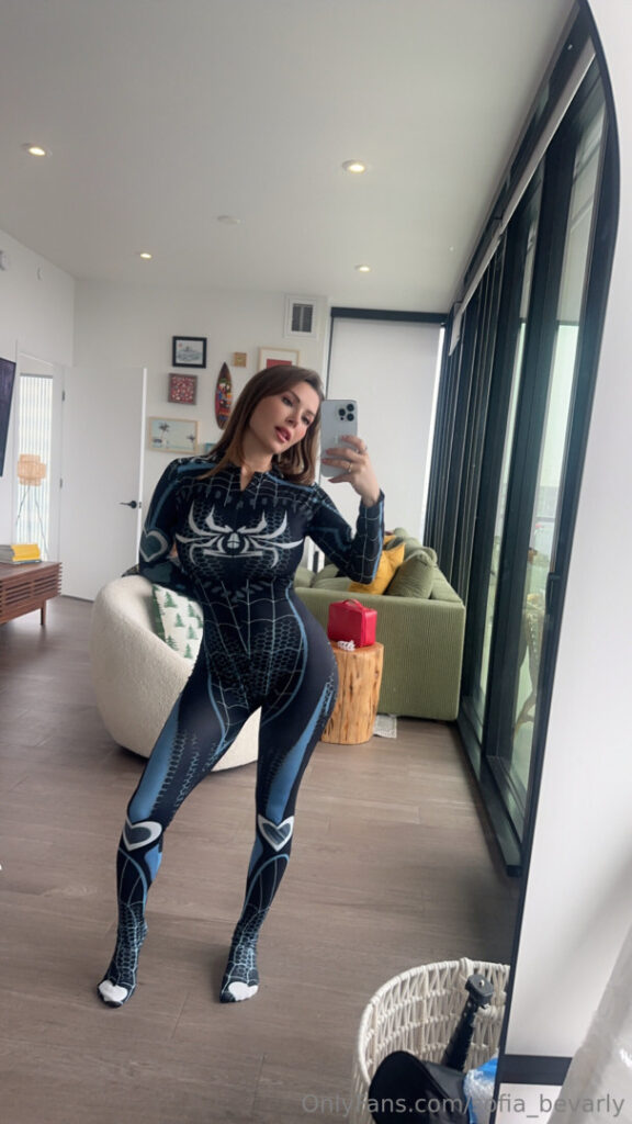 OnlyFans – Sofia Bevarly – Nude