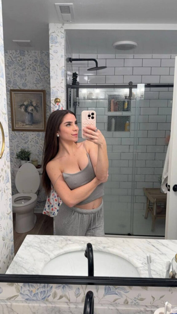 TikTok – Sofiacrnilovic – Nude