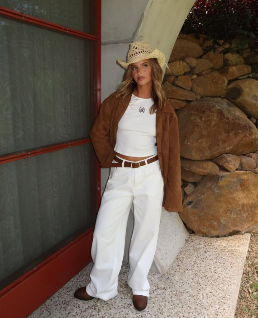 TikTok – Instagram – Steph Mandich – Nude