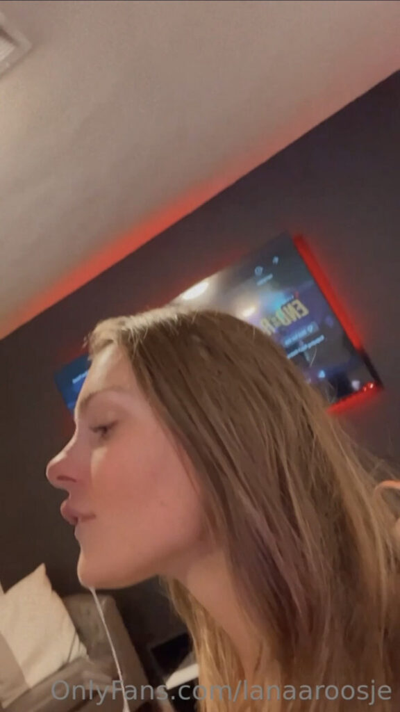 OnlyFans – Stepsistaa / poutygirl2.0 / Lana Roosje – Nude Leaks