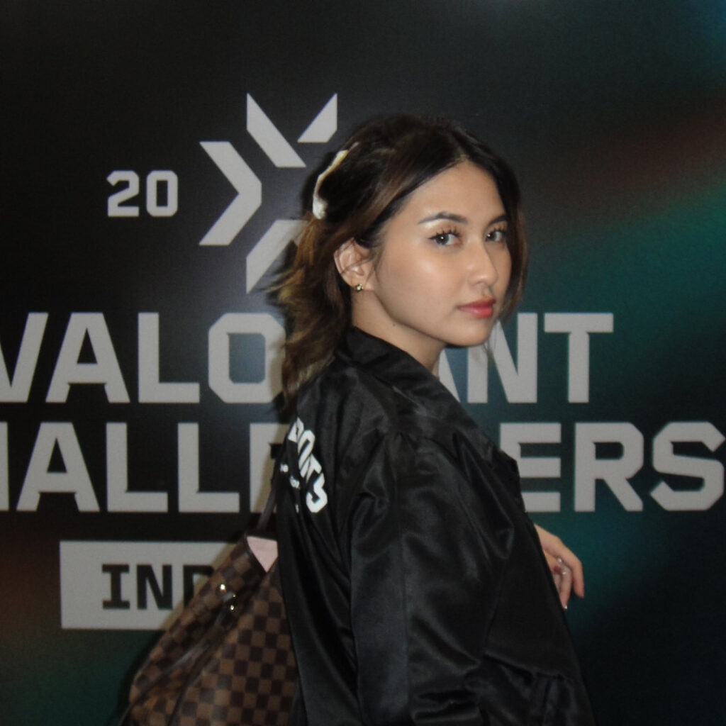 Youtube – Asian – Indonesian – Swansage – Nude Leaks