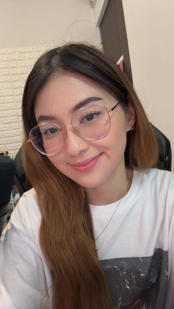 Youtube – Asian – Indonesian – Swansage – Nude Leaks