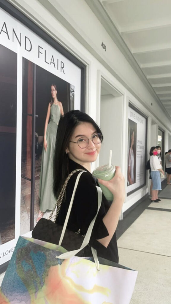 Youtube – Asian – Indonesian – Swansage – Nude Leaks