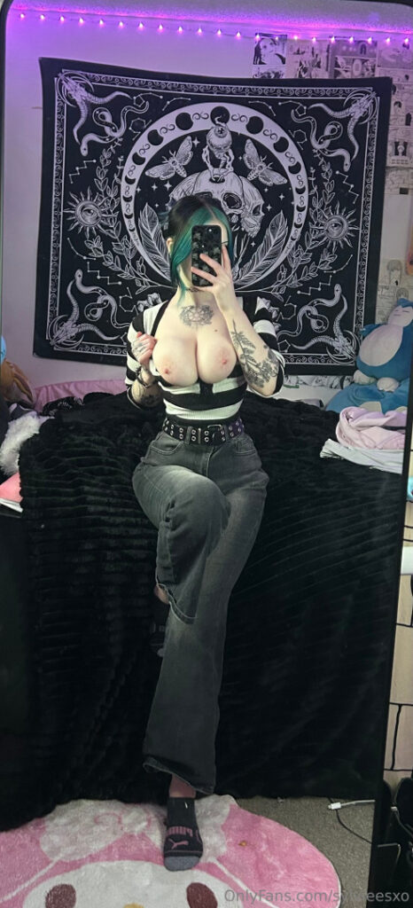 OnlyFans – Instagram – sylvieexo / sylvieesxo / sylvieecos – Nude