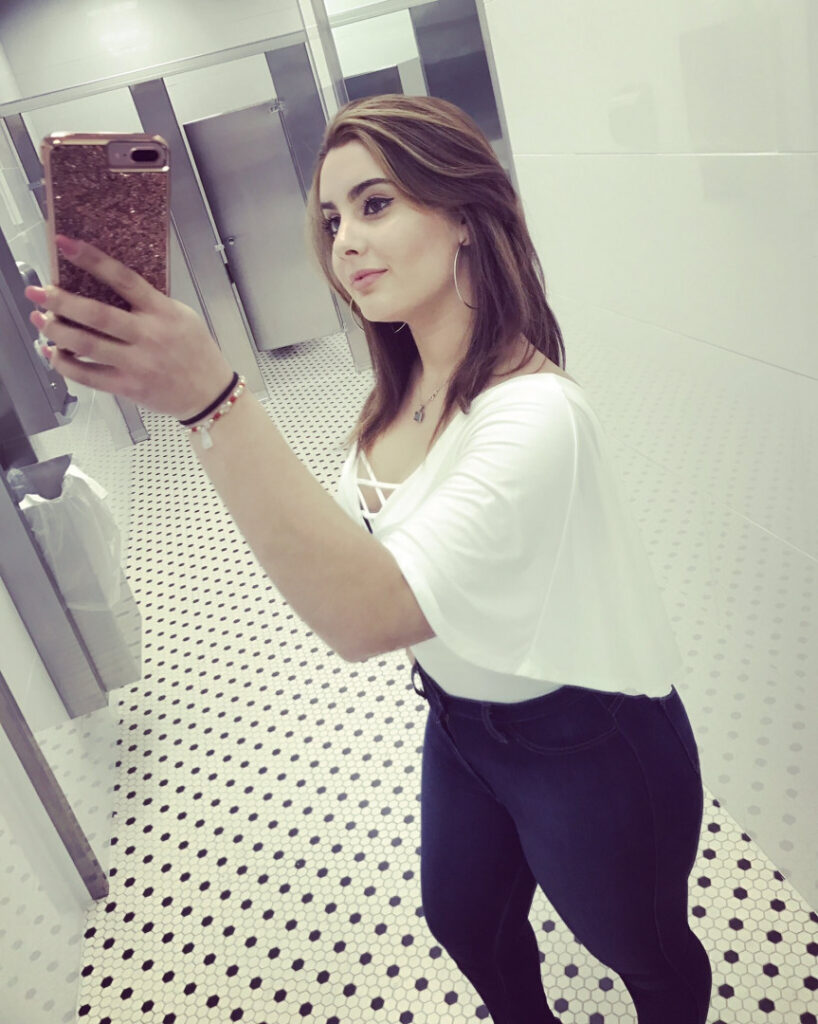 Instagram – T H I C C – MILF – Tairy Ynoa – Nude