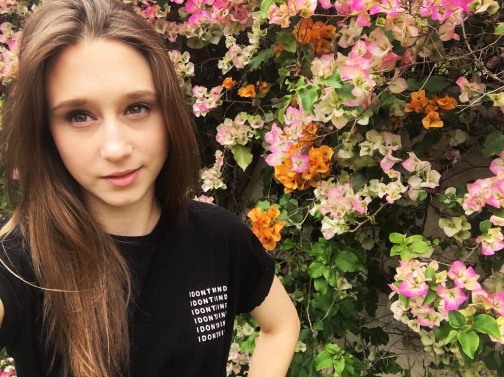 Celeb – Taissa Farmiga – Nude Leaks