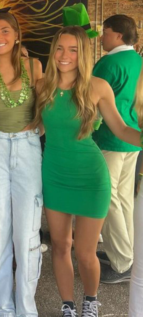 TikTok – Petite – Feet – Taylor trafton : ttrafty : taylortrafton1 – Nude Leaks