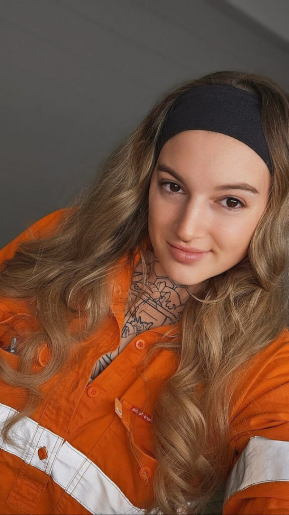 Instagram – Tearna Schumann – Nude Leaks