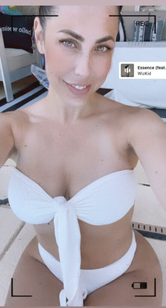 TikTok – T H I C C – MILF – Texas big ass milf Robyn.witha.y – Nude Leaks