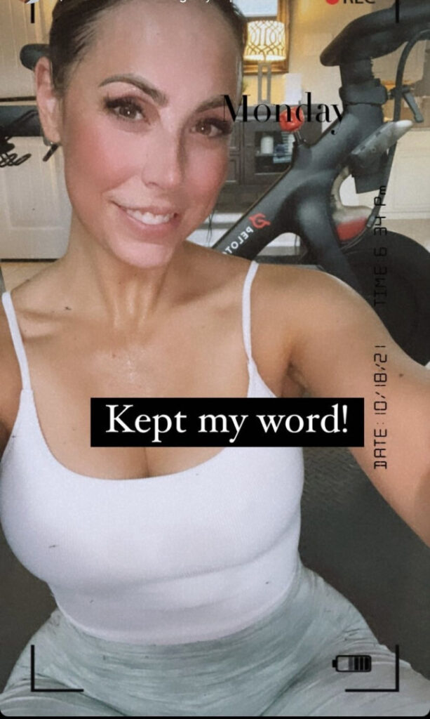 TikTok – T H I C C – MILF – Texas big ass milf Robyn.witha.y – Nude Leaks