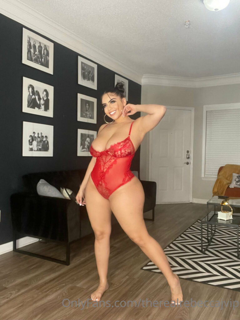 OnlyFans – T H I C C – Latina – TheRealRebeccaJ / sm00ches – Nude