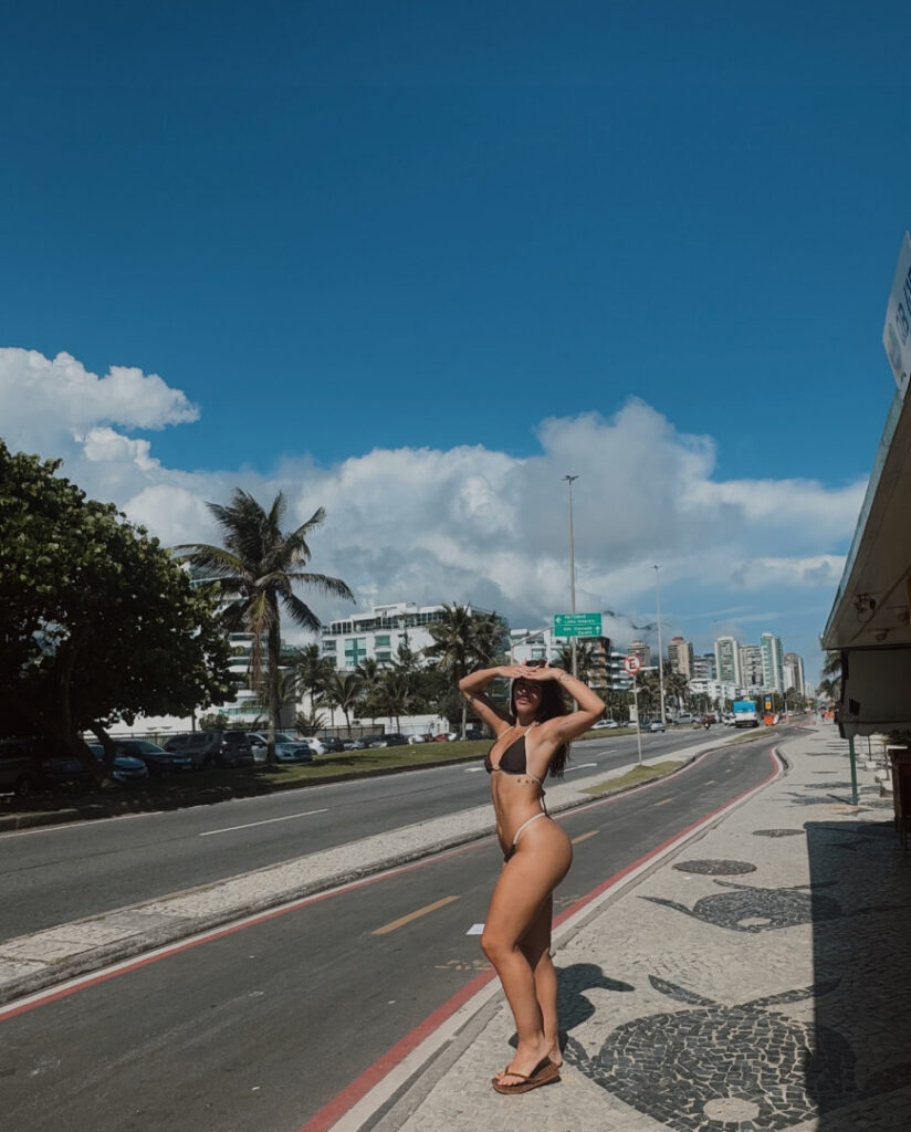 Instagram – Latina – Valentina Legaria – Nude