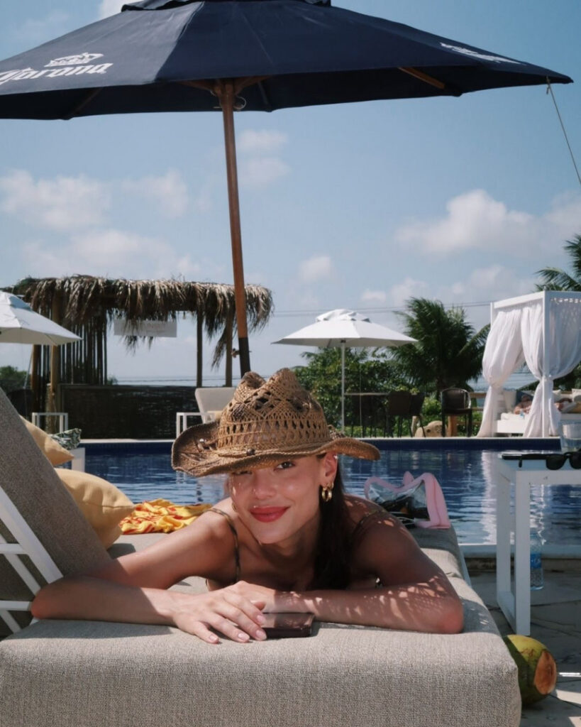 Brazil – Celeb – Vitória Strada – Nude Leaks