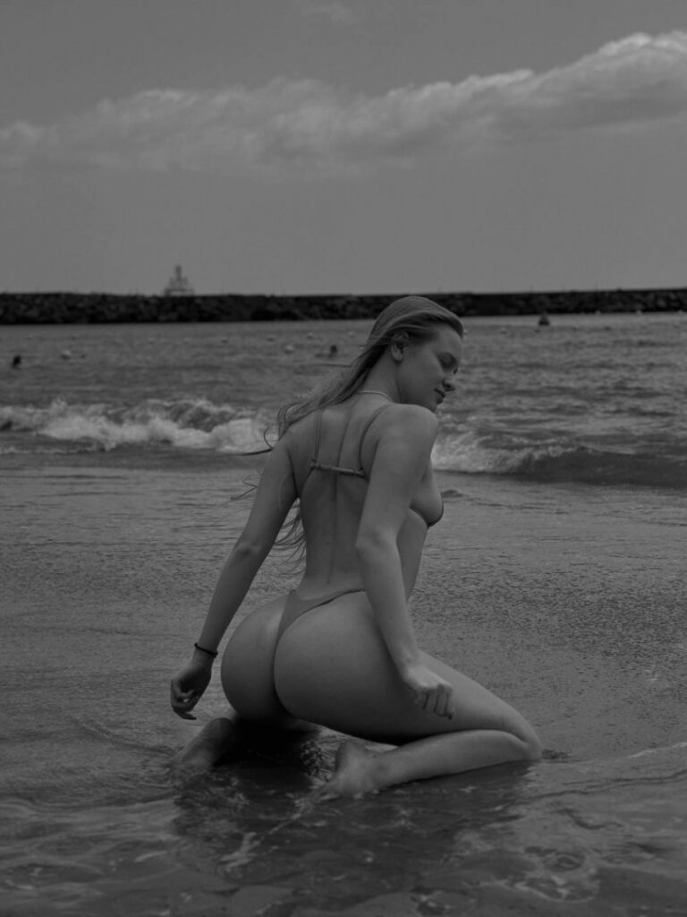 OnlyFans – Instagram – Vladababy / vlada / dobryak / vladaelfie / Vladyslava Holovko – Nude