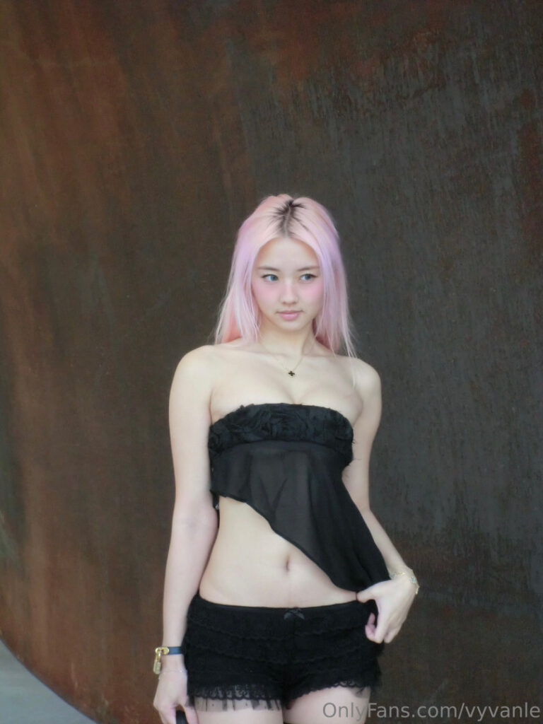 OnlyFans – Asian – Vyvan Le – Nude