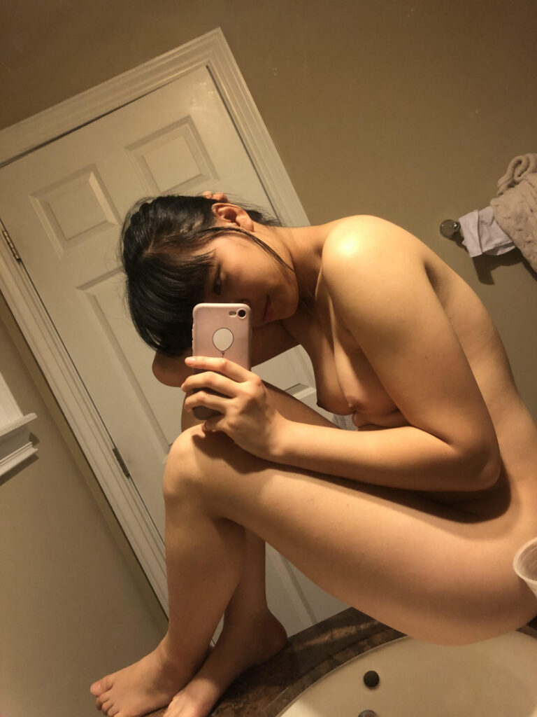 Reddit – Asian – Teen – wetbunnyllc – Nude Leaks