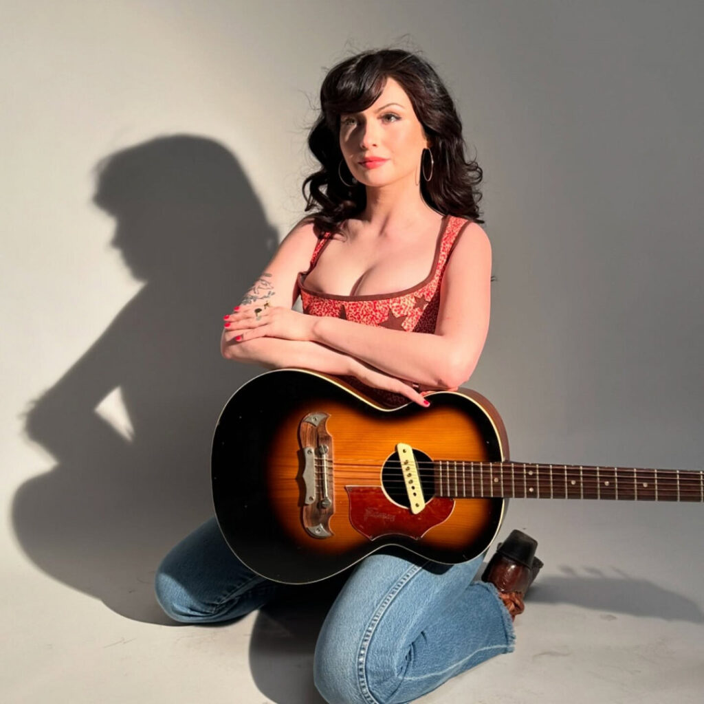 Celeb – Willow Avalon – Nude