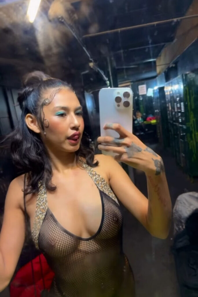 OnlyFans – Instagram – xxdevil_goddessxx / diablitagirl – Nude