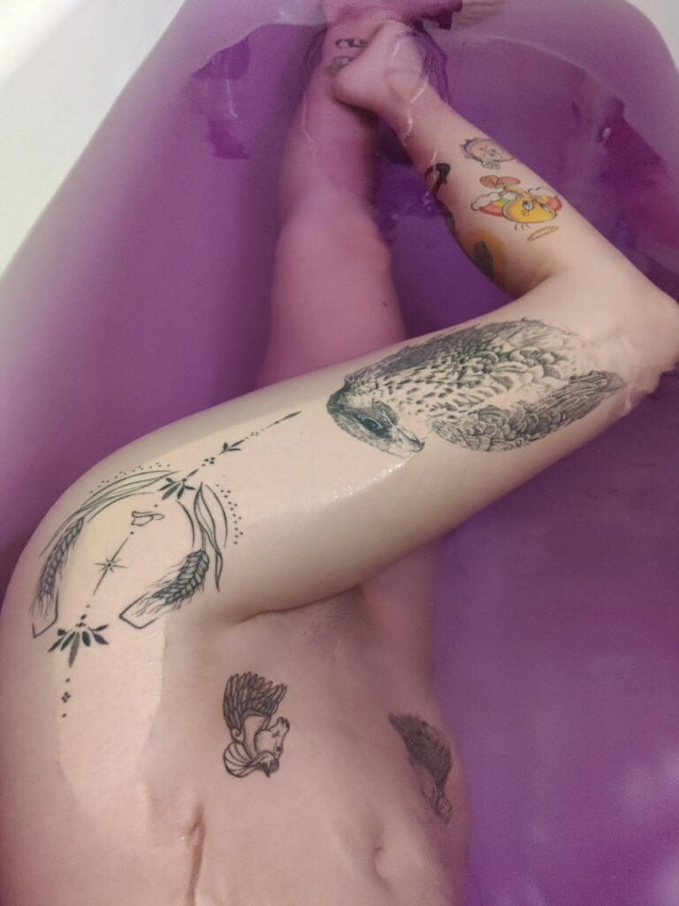 Instagram – Yasmin_avrahami – Nude