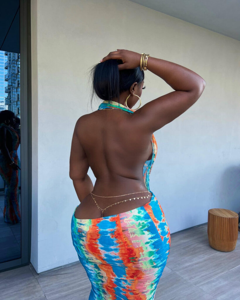 Instagram – T H I C C – Ebony – Zeebee_g / Zea – Nude Leaks