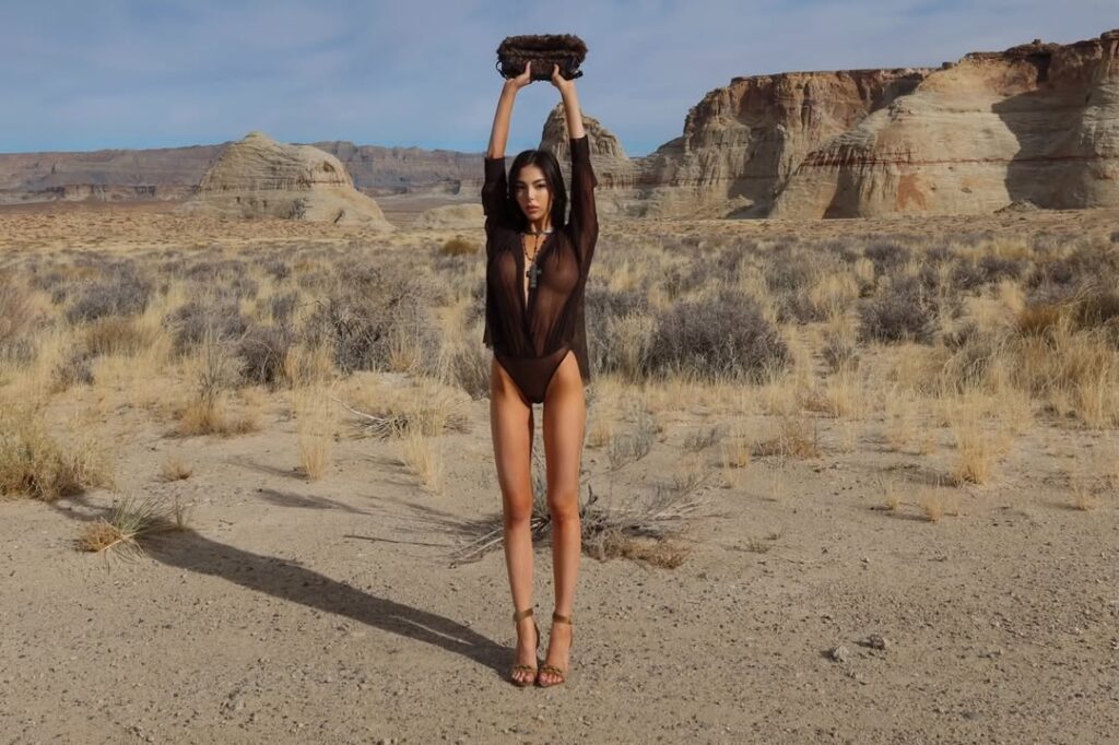 Instagram – ⠀X⠀ – actually_lia / actuallylia – Nude Leaks