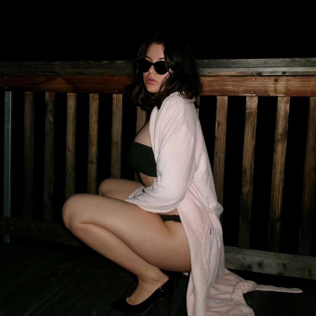 Instagram – Adrialoo – Nude Leaks